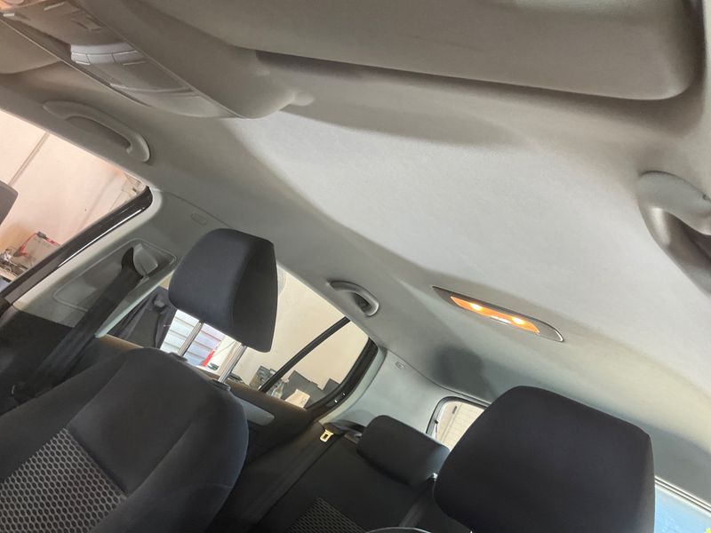 Volkswagen Golf VI 1.6 TDI Trendline 2010 – снимка 25