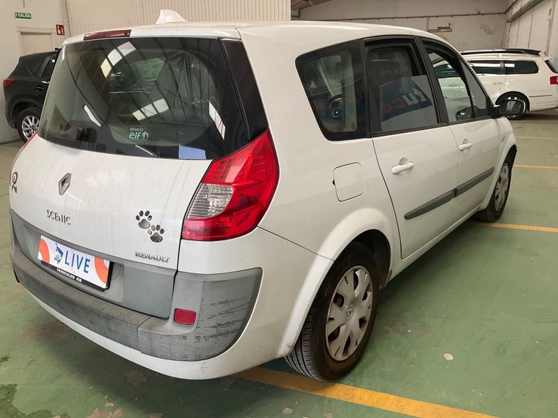 Renault Grand Scenic 1.5 dCi Expression 2007 – снимка 2