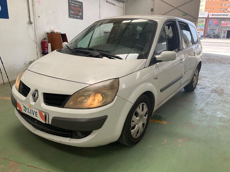 Renault Grand Scenic 1.5 dCi Expression 2007 – снимка 1