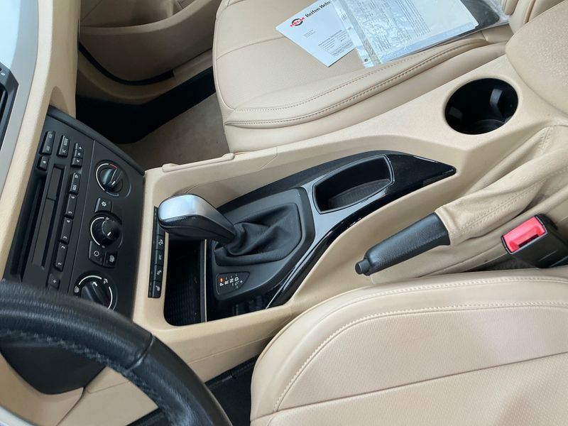 BMW X1 xDrive 20d 2010 – снимка 25