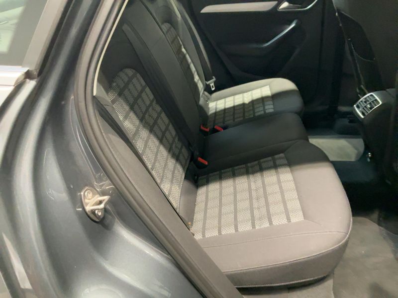 Audi Q3 2.0 TDI Sport 2015 – снимка 19