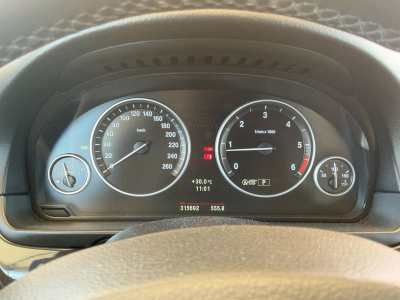 BMW 5er 520d 2013 – снимка 13