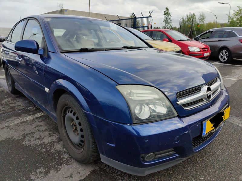 Opel Vectra 1.9 CDTI GTS 2005 – снимка 6