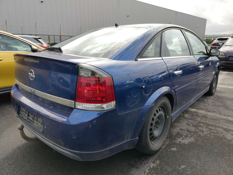 Opel Vectra 1.9 CDTI GTS 2005 – снимка 5