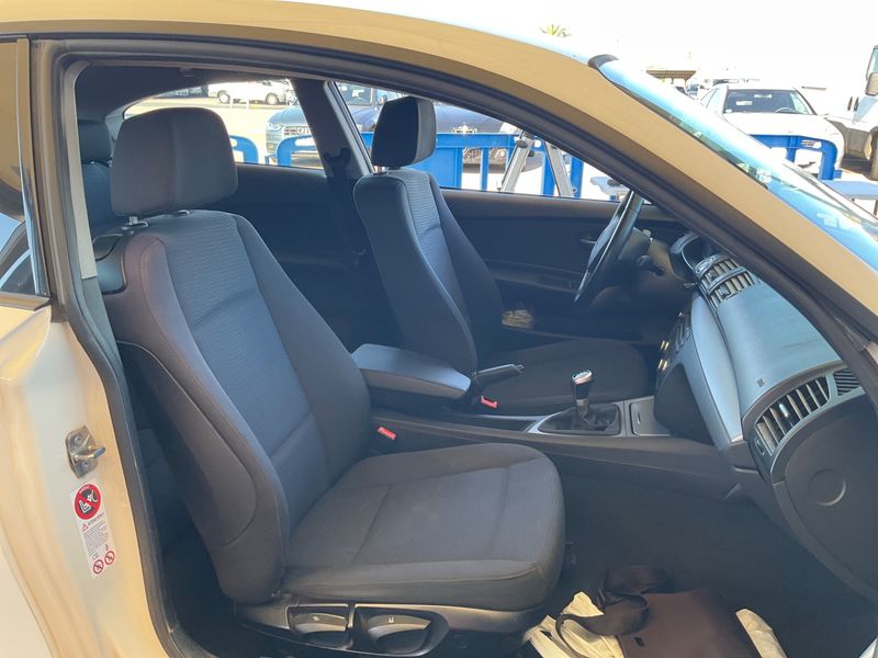 BMW 1er 116d 2009 – снимка 3