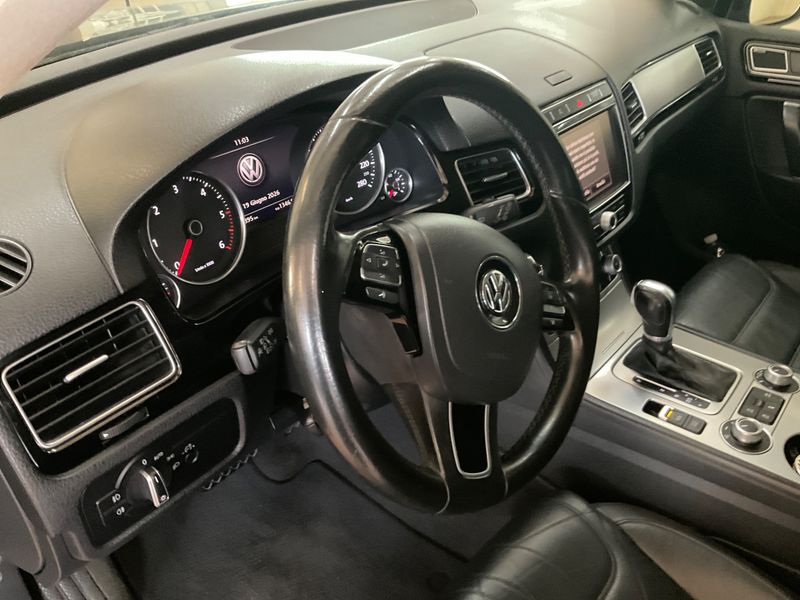 Volkswagen Touareg 3.0 V6 TDI Terrain Tech BlueMotion Tech 2015 – снимка 22