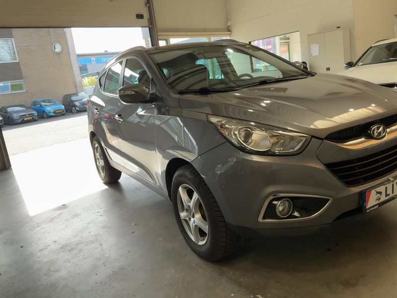 Hyundai ix35 1.6 5 Star Edition 2WD 2013 – снимка 12