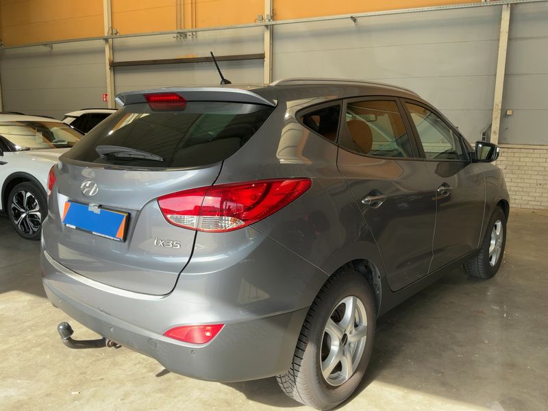 Hyundai ix35 1.6 5 Star Edition 2WD 2013 – снимка 8