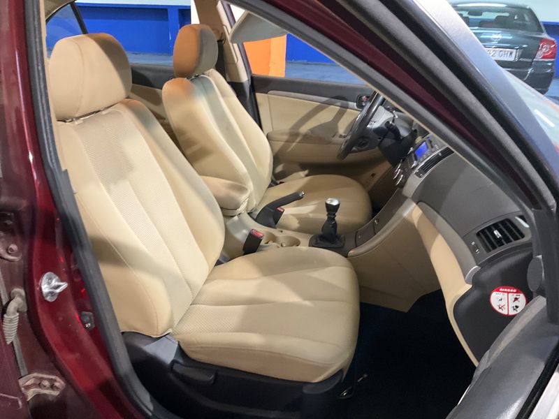 Hyundai Sonata 2.0 CRDi Classic 2009 – снимка 3