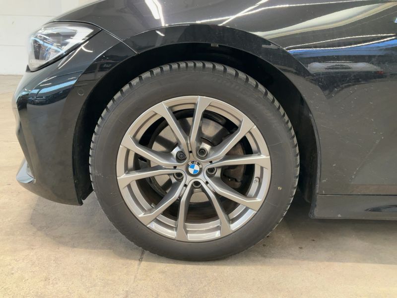 BMW 3er 320d Mild-Hybrid xDrive M Sport 2021 – снимка 3