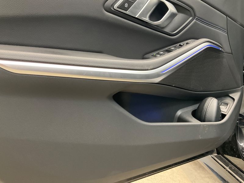 BMW 3er 320d Mild-Hybrid xDrive M Sport 2021 – снимка 24