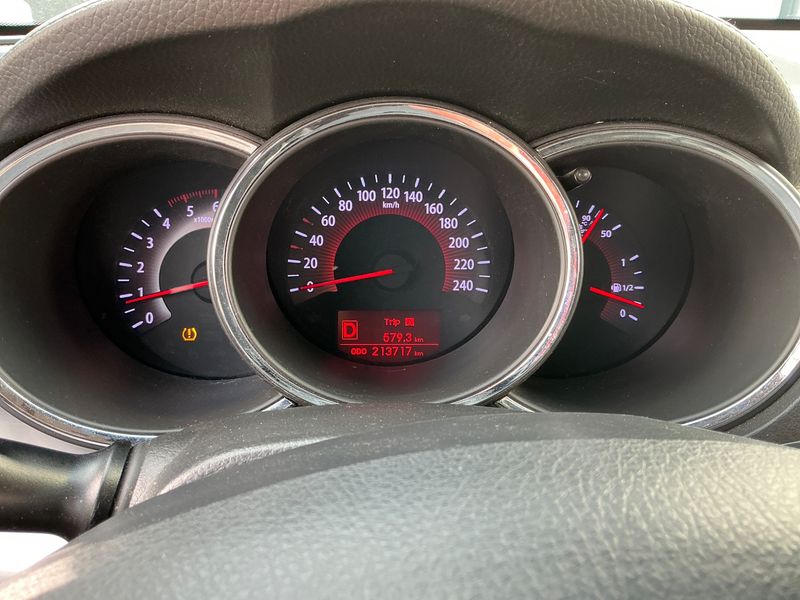 Kia Sorento 2.2 CRDi Spirit 4WD 2012 – снимка 18