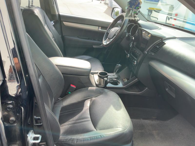 Kia Sorento 2.2 CRDi Spirit 4WD 2012 – снимка 16