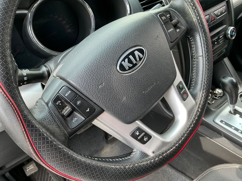 Kia Sorento 2.2 CRDi Spirit 4WD 2012 – снимка 35