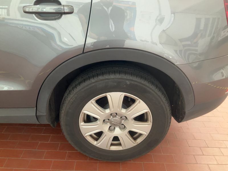 Audi Q3 2.0 TDI 2012 – снимка 5