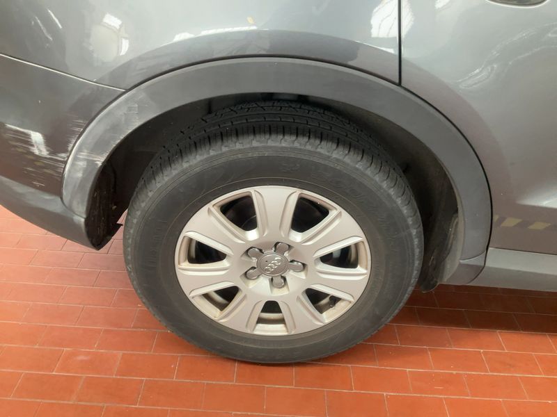 Audi Q3 2.0 TDI 2012 – снимка 9