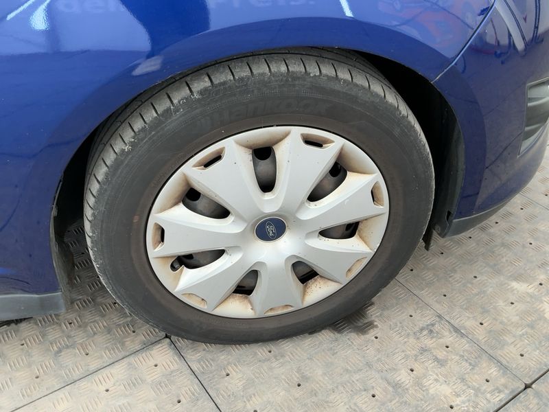 Ford C-Max 1.6 TDCi Business Edition 2015 – снимка 11