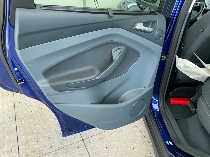 Ford C-Max 1.6 TDCi Business Edition 2015 – снимка 26