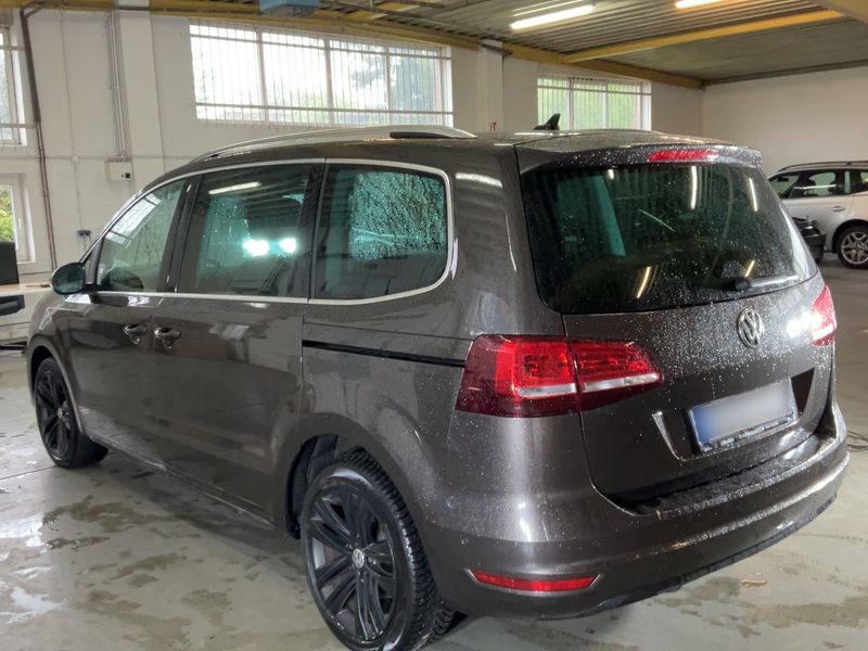 Volkswagen Sharan 2.0 TSI Highline BlueMotion Tech 2017 – снимка 6