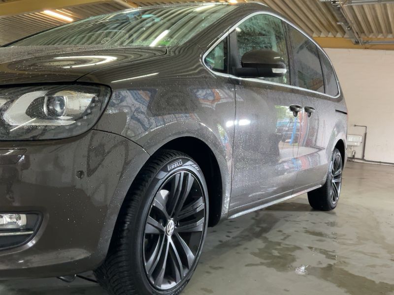Volkswagen Sharan 2.0 TSI Highline BlueMotion Tech 2017 – снимка 2