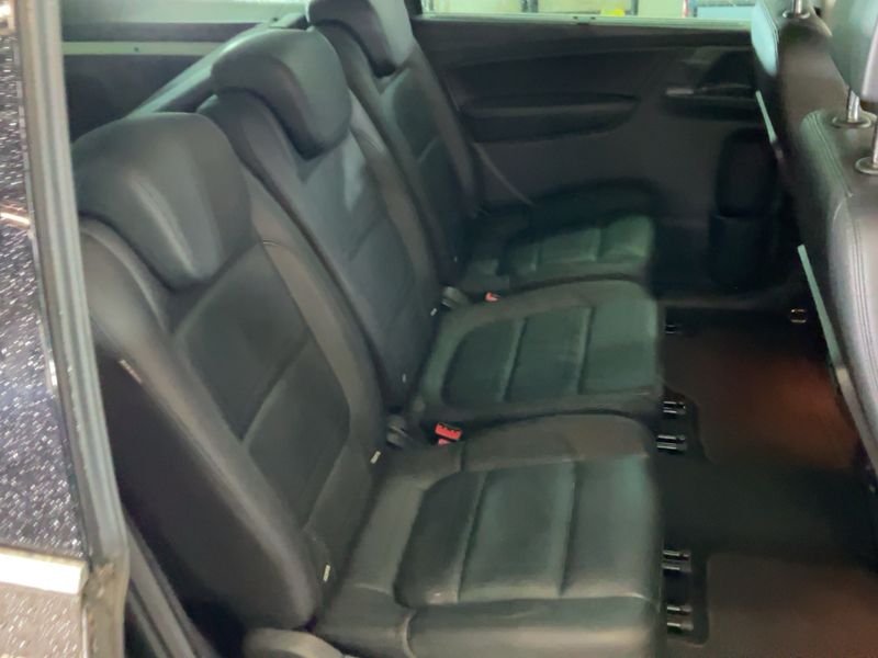 Volkswagen Sharan 2.0 TSI Highline BlueMotion Tech 2017 – снимка 19