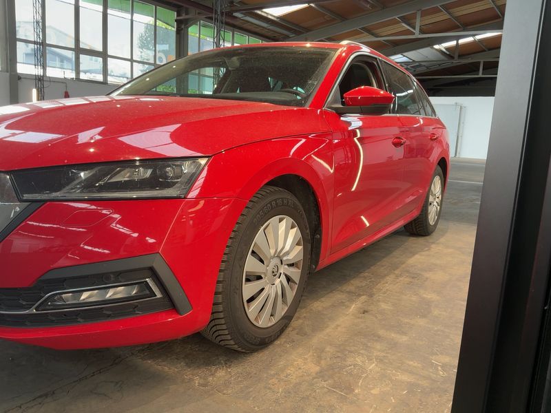 Skoda Octavia 1.5 TSI ACT First Edition 2021 – снимка 2