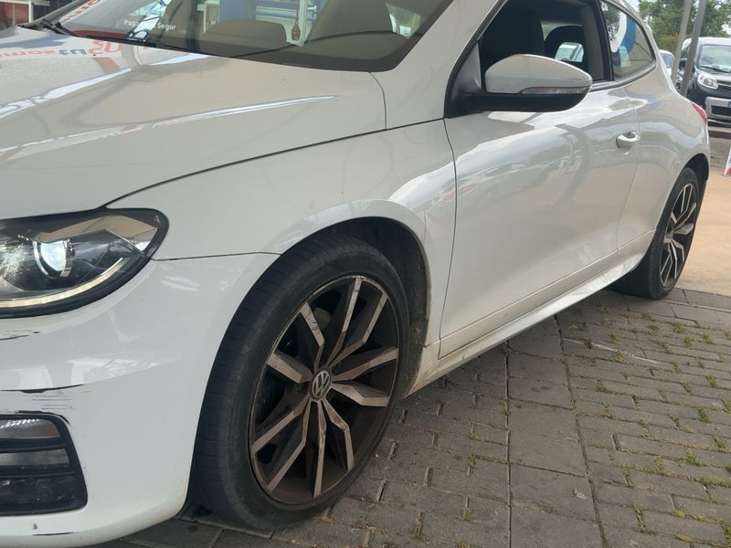 Volkswagen Scirocco 2.0 TSI R-Line BlueMotion Tech 2017 – снимка 2