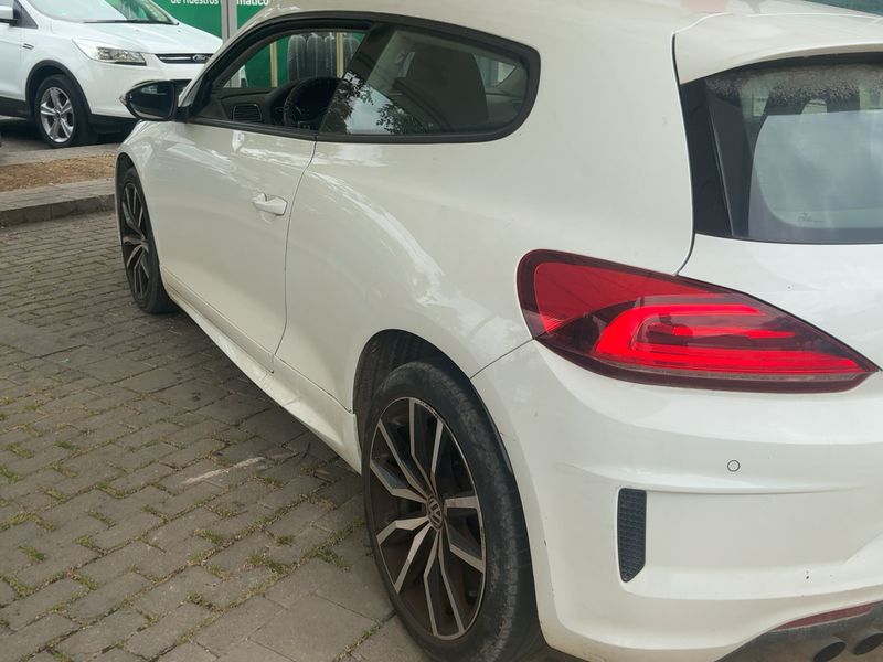 Volkswagen Scirocco 2.0 TSI R-Line BlueMotion Tech 2017 – снимка 6