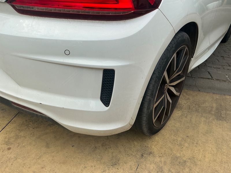 Volkswagen Scirocco 2.0 TSI R-Line BlueMotion Tech 2017 – снимка 32