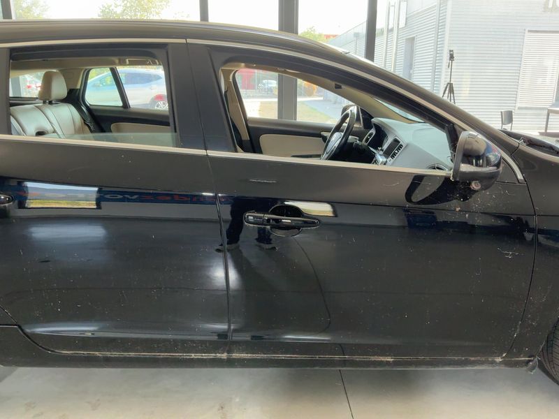 Volvo V60 2.0 D3 Xenium 2012 – снимка 10