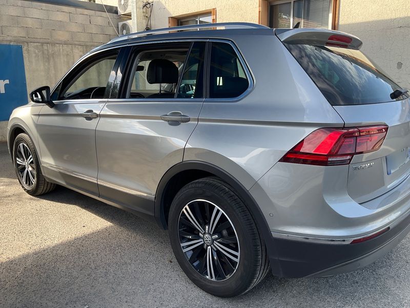 Volkswagen Tiguan 2.0 TDI Carat Edition BlueMotion Tech 2017 – снимка 6