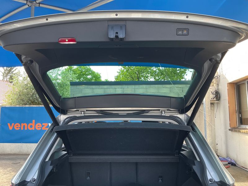 Volkswagen Tiguan 2.0 TDI Carat Edition BlueMotion Tech 2017 – снимка 15