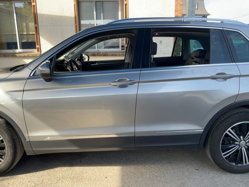 Volkswagen Tiguan 2.0 TDI Carat Edition BlueMotion Tech 2017 – снимка 4