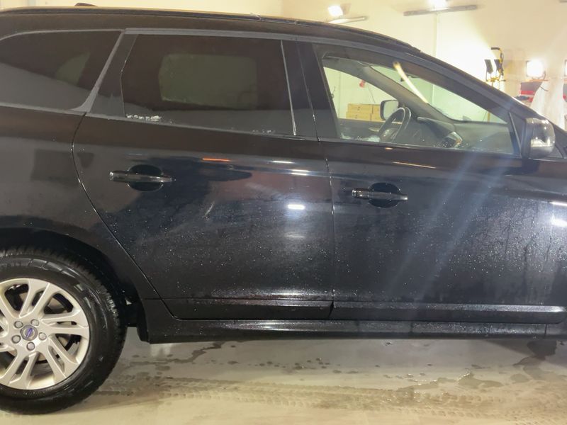 Volvo XC60 2.4 D4 Kinetic AWD 2017 – снимка 10