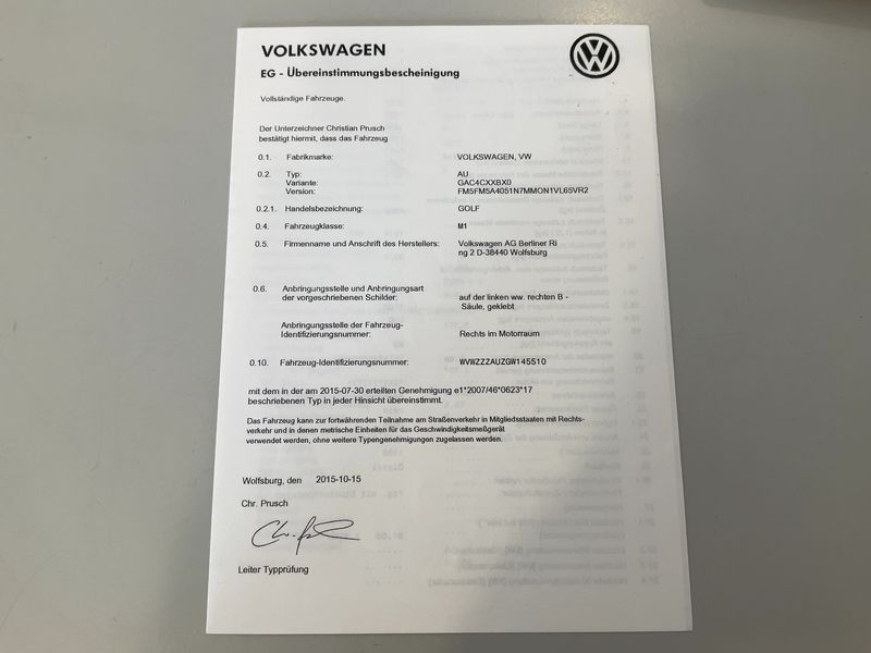 Volkswagen Golf VII 1.6 TDI Lounge BlueMotion Tech 2015 – снимка 21