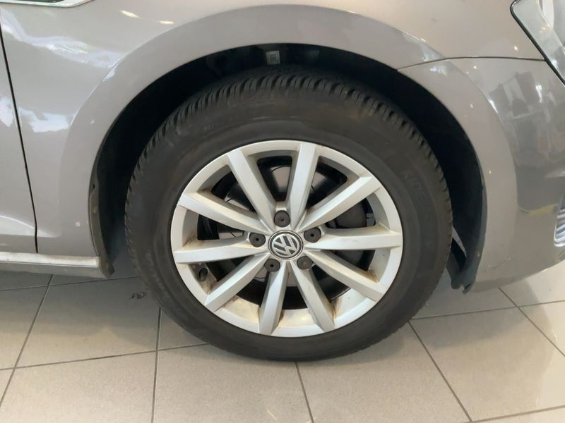 Volkswagen Golf VII 1.6 TDI Lounge BlueMotion Tech 2015 – снимка 11
