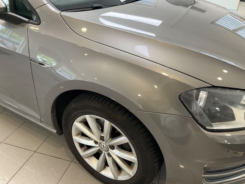 Volkswagen Golf VII 1.6 TDI Lounge BlueMotion Tech 2015 – снимка 22