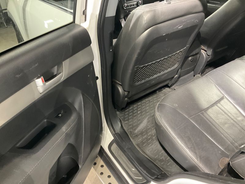 Kia Sorento 2.2 CRDi Spirit 4WD 2012 – снимка 28
