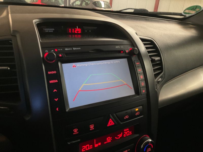 Kia Sorento 2.2 CRDi Spirit 4WD 2012 – снимка 37