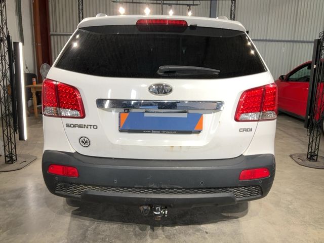 Kia Sorento 2.2 CRDi Spirit 4WD 2012 – снимка 7