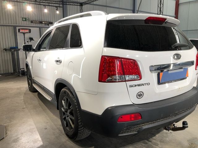 Kia Sorento 2.2 CRDi Spirit 4WD 2012 – снимка 6