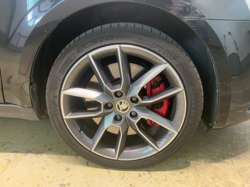 Skoda Octavia 2.0 TDI RS 2015 – снимка 11