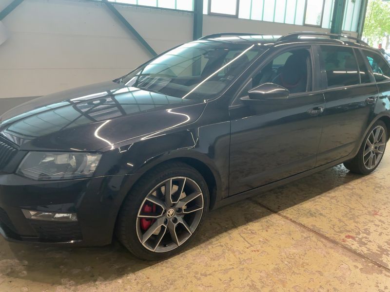 Skoda Octavia 2.0 TDI RS 2015 – снимка 2