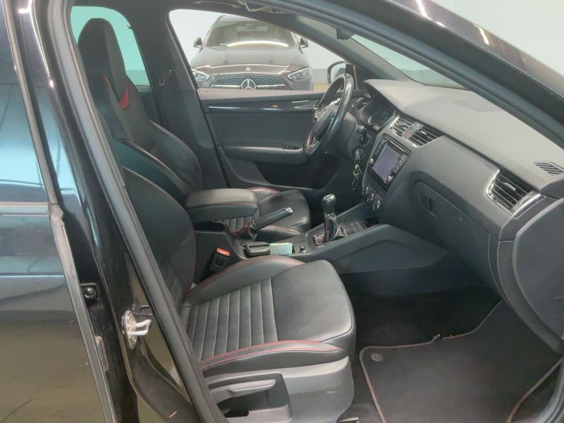 Skoda Octavia 2.0 TDI RS 2015 – снимка 16