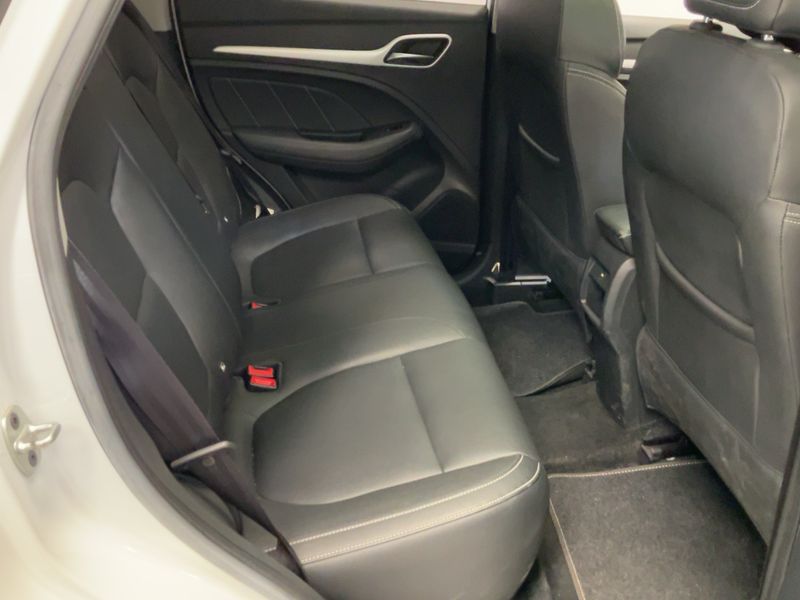 MG ZS electric drive 115 kW Luxury 2021 – снимка 19