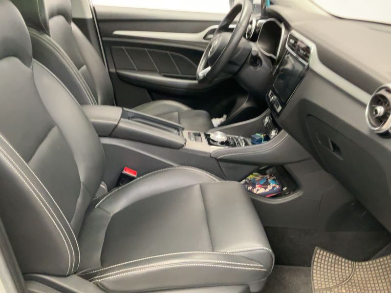MG ZS electric drive 115 kW Luxury 2021 – снимка 16