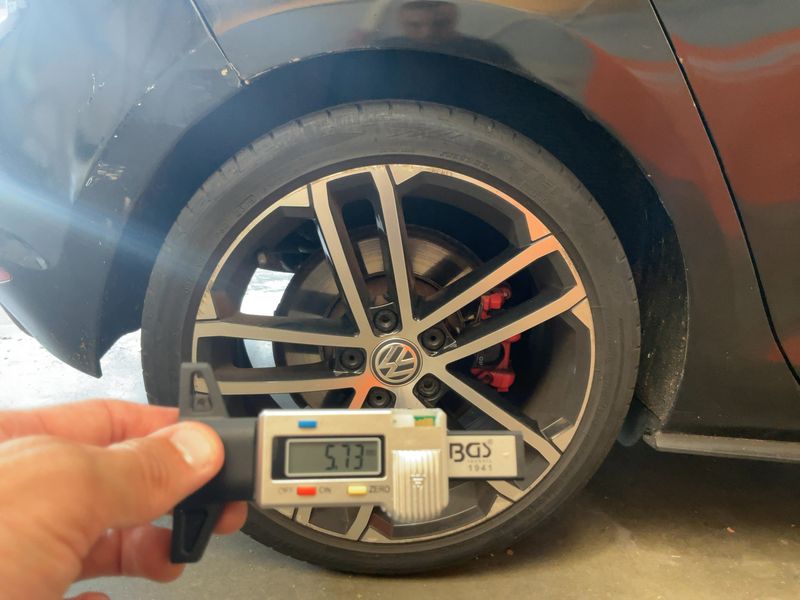 Volkswagen Golf VII 2.0 TDI GTD BlueMotion Tech 2015 – снимка 9