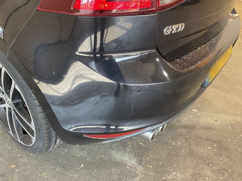 Volkswagen Golf VII 2.0 TDI GTD BlueMotion Tech 2015 – снимка 35