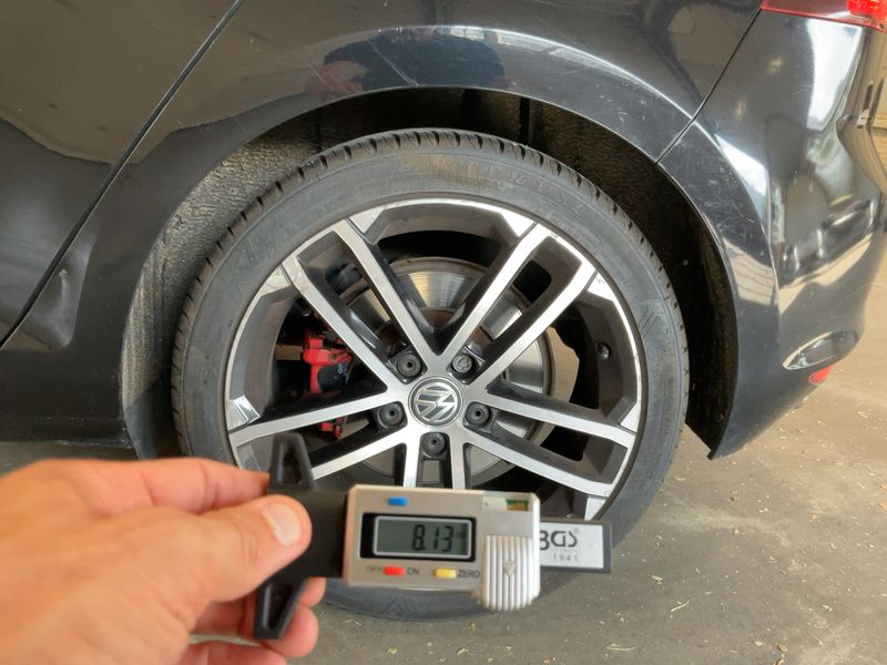 Volkswagen Golf VII 2.0 TDI GTD BlueMotion Tech 2015 – снимка 5