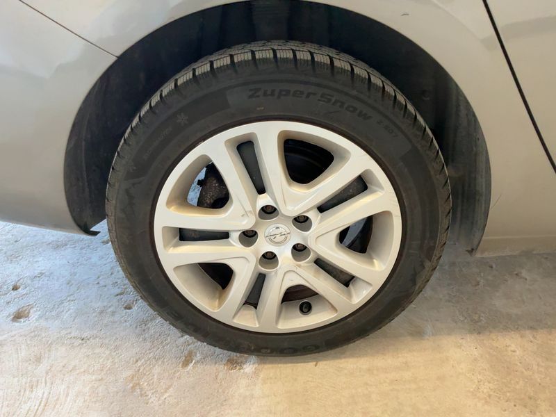 Opel Astra 1.4 SIDI Turbo Active 2017 – снимка 9